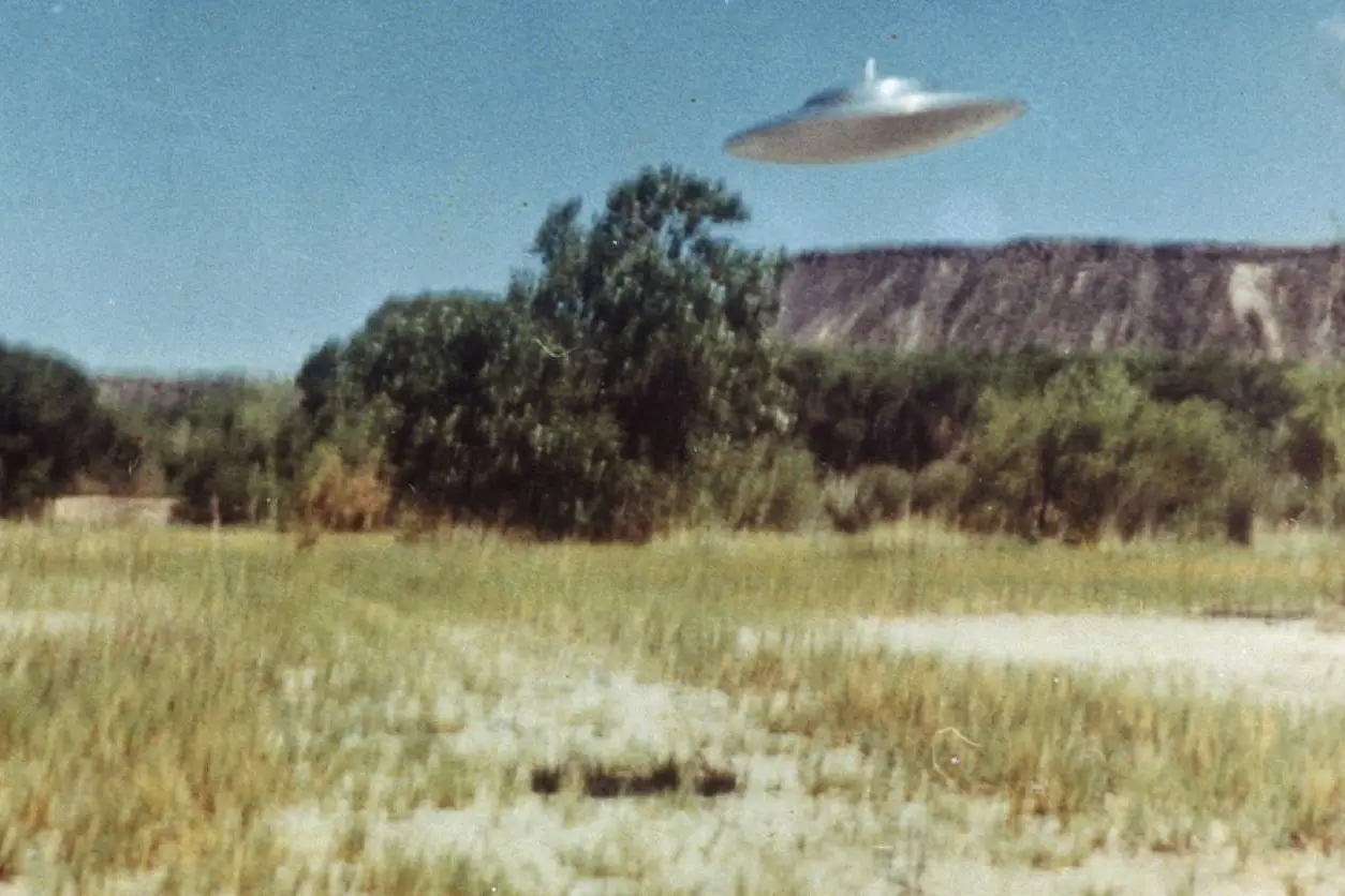 ประวัติศาสตร์ชวนสงสัยกับการเล่าเรื่องผ่านภาพถ่าย UFO