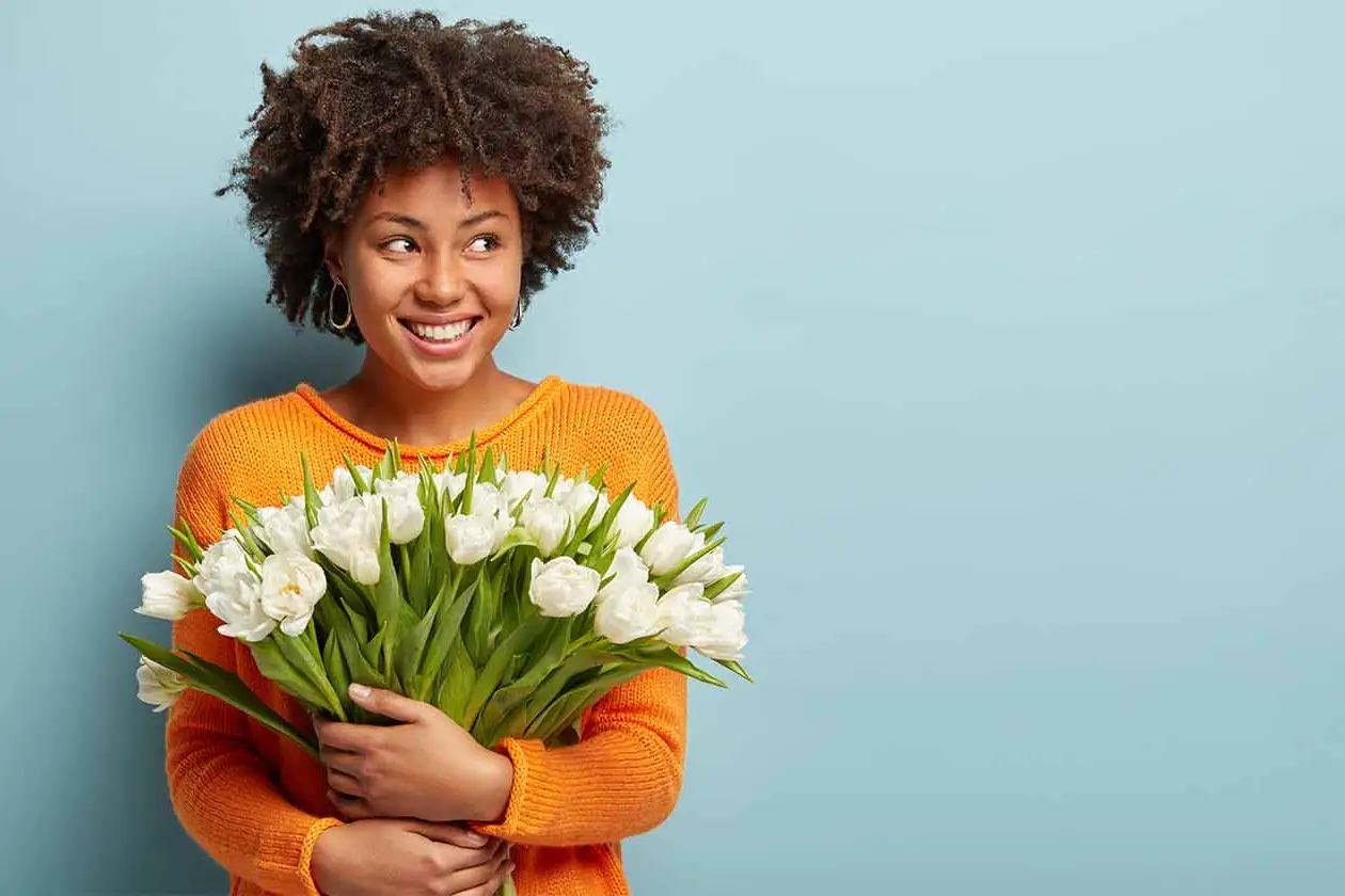 6 วิธีง่ายๆ แต่งภาพสต็อกให้สวยงามด้วย Shutterstock Create