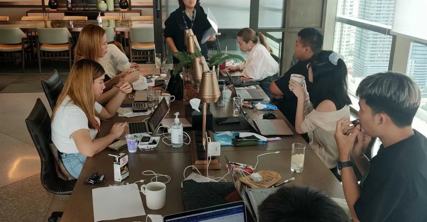 Number 24 x Shutterstock กับการทำงานที่ Co-Working Space ร่วมกับ Gen Z_cover