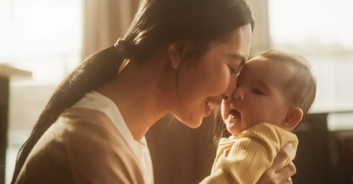การเลือกรูปภาพประกอบวันแม่ สื่อสารอย่างไรให้อบอุ่นใจ_cover