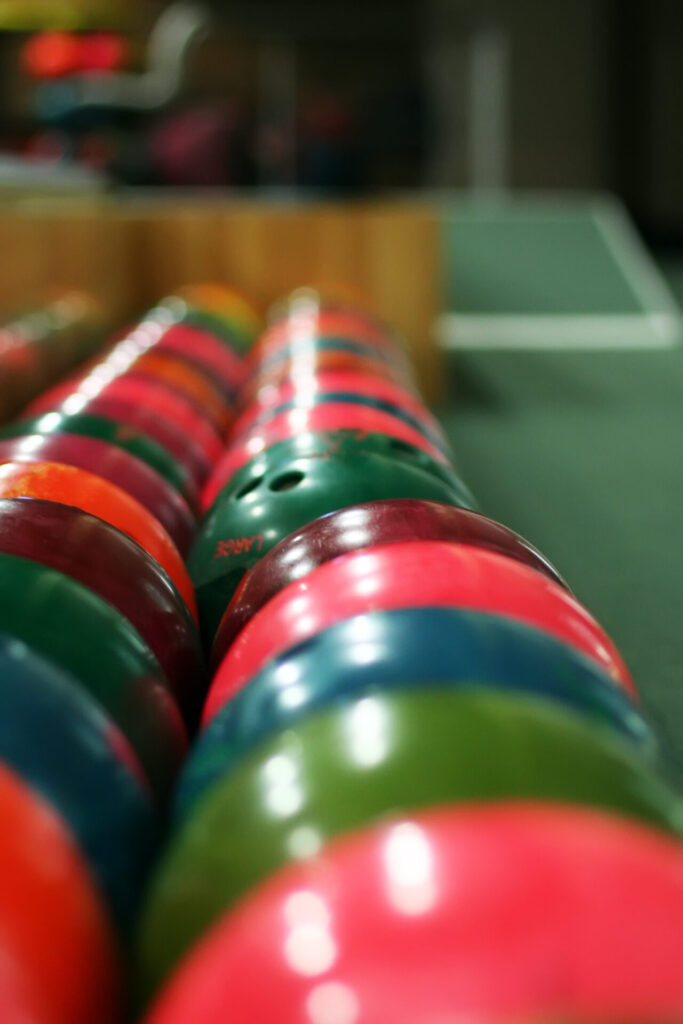 Multicolored,Bowling,Balls,Of,Different,Weight,Ready,For,The,Game